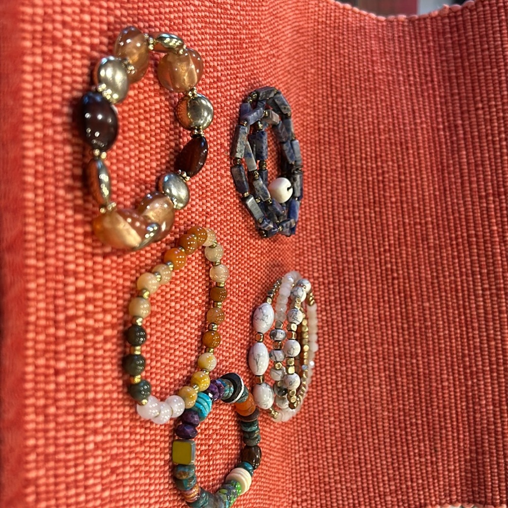 5 Bracelets